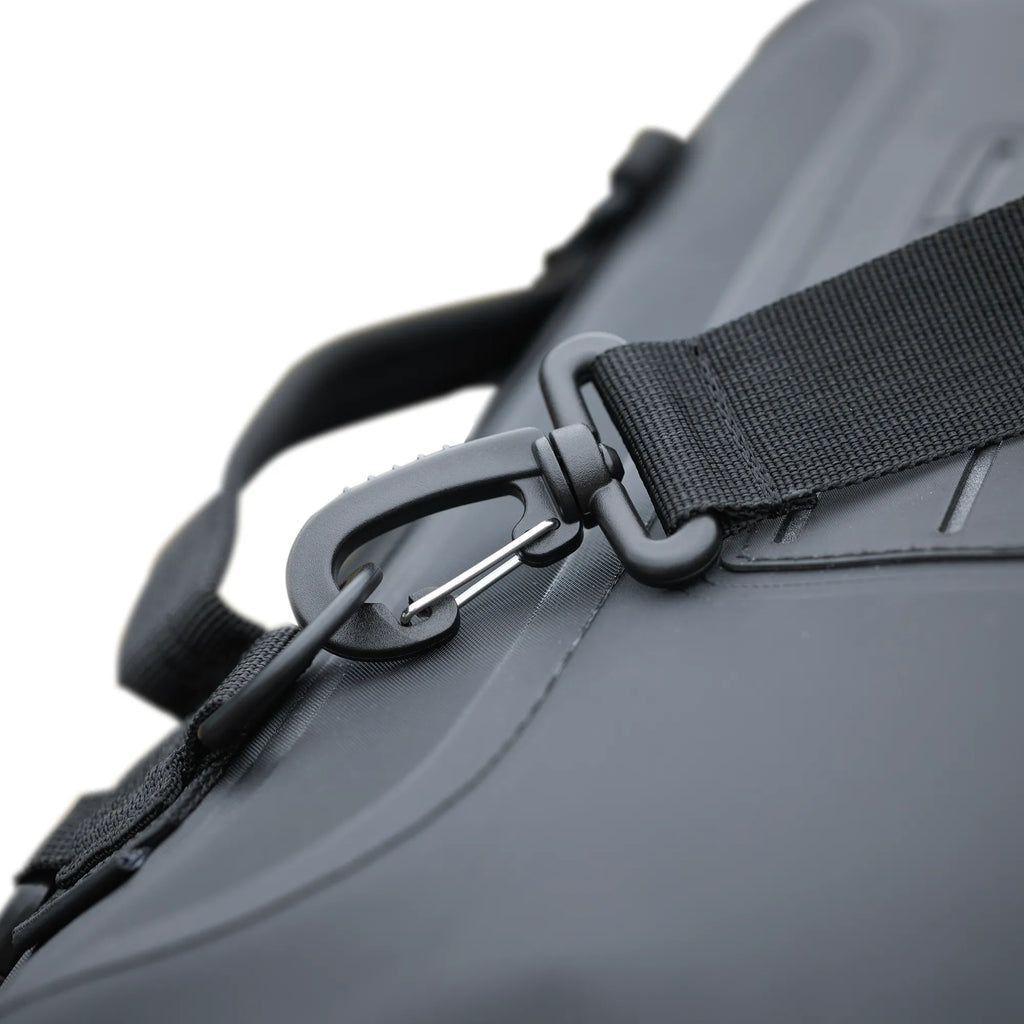 *Oxford Aqua Pro DE-20 Roll Bag in Black - OL1023..