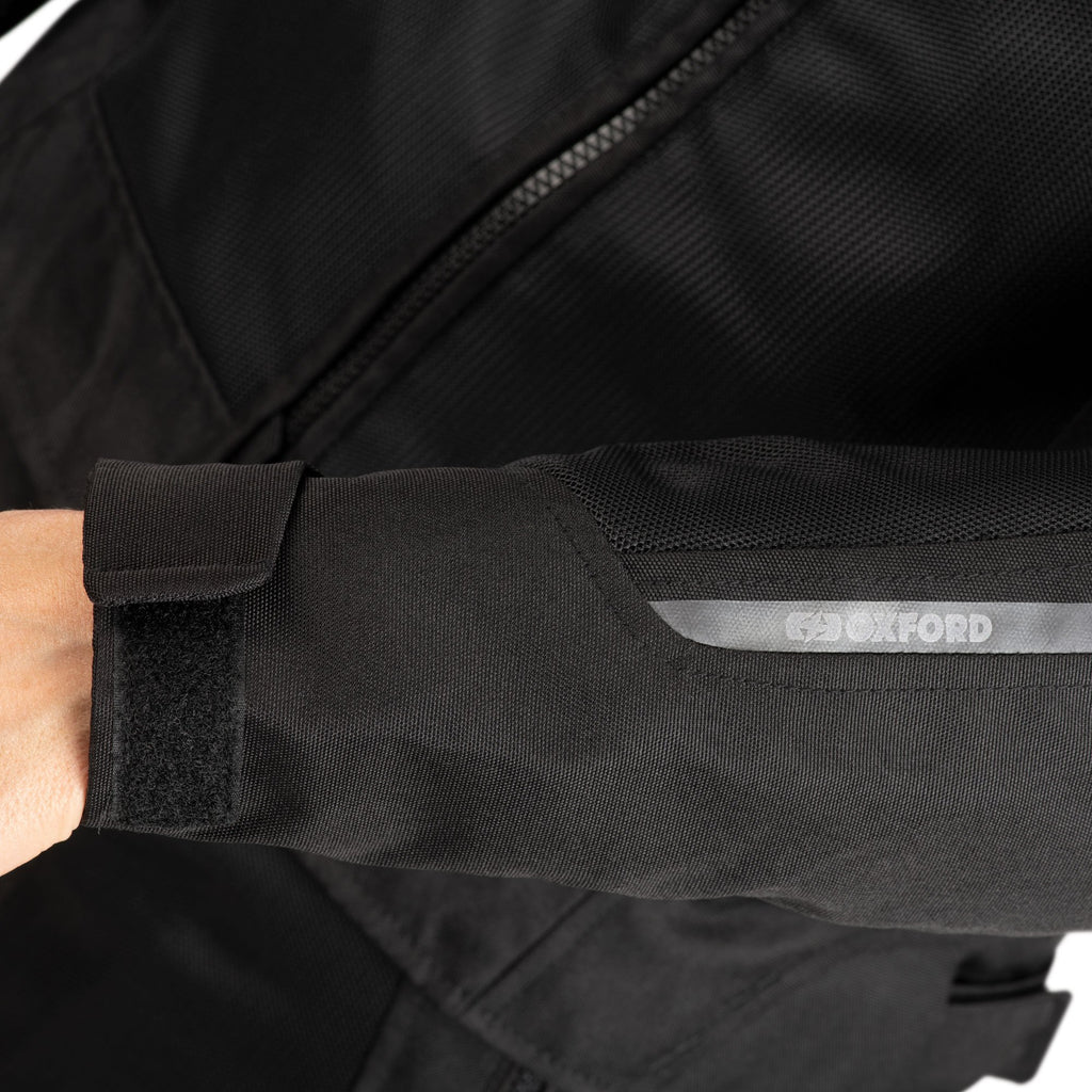 Arizona 1.0 Air Women's Jacket in Stealth Black and Arctic
